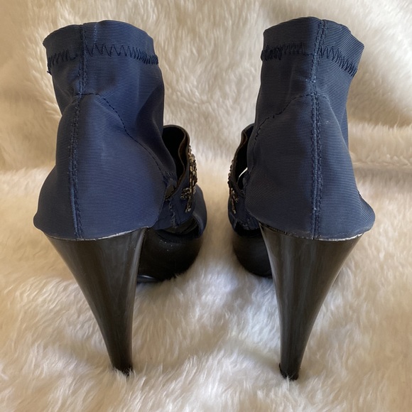 Vintage SOCK ANKLE Booties Stilettos Platform with Beaded Embellishment Size 7 - Picture 5 of 17